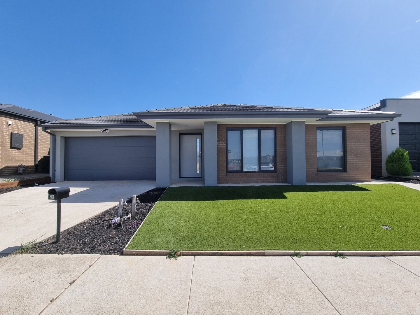 4 bedrooms House in 30 Trafford Drive TRUGANINA VIC, 3029