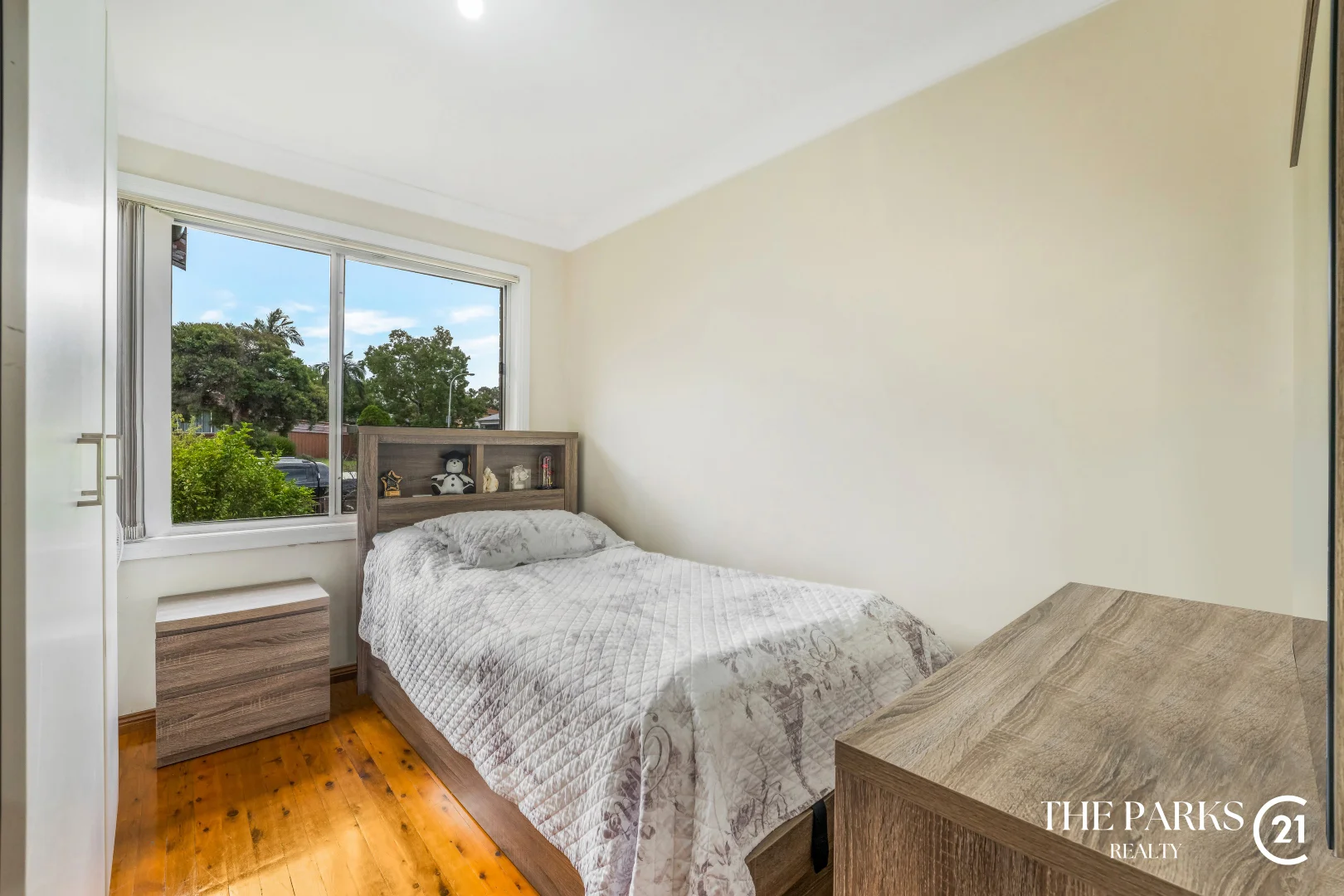 Additional image 8 of 2 Pilliga Crescent, Bossley Park NSW 2176