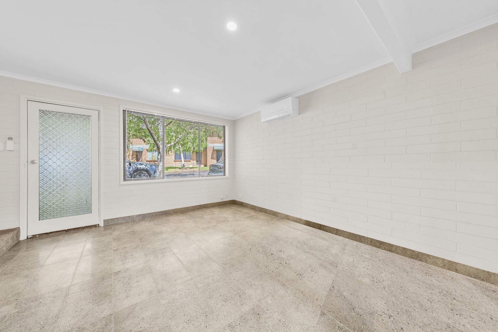 9/1 Foot Street, Frankston VIC 3199, Image 2