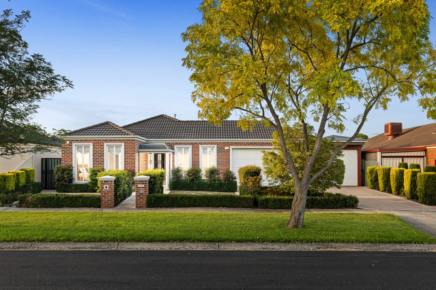 30 Taylors Hill Boulevard, Taylors Hill VIC 3037