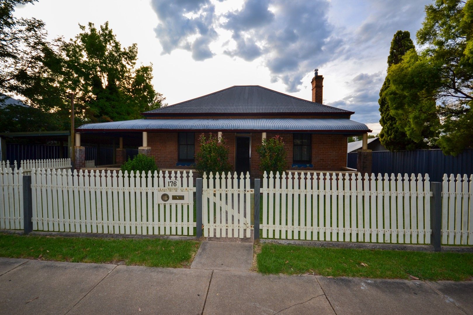 4 bedrooms House in 176 Church Street MUDGEE NSW, 2850