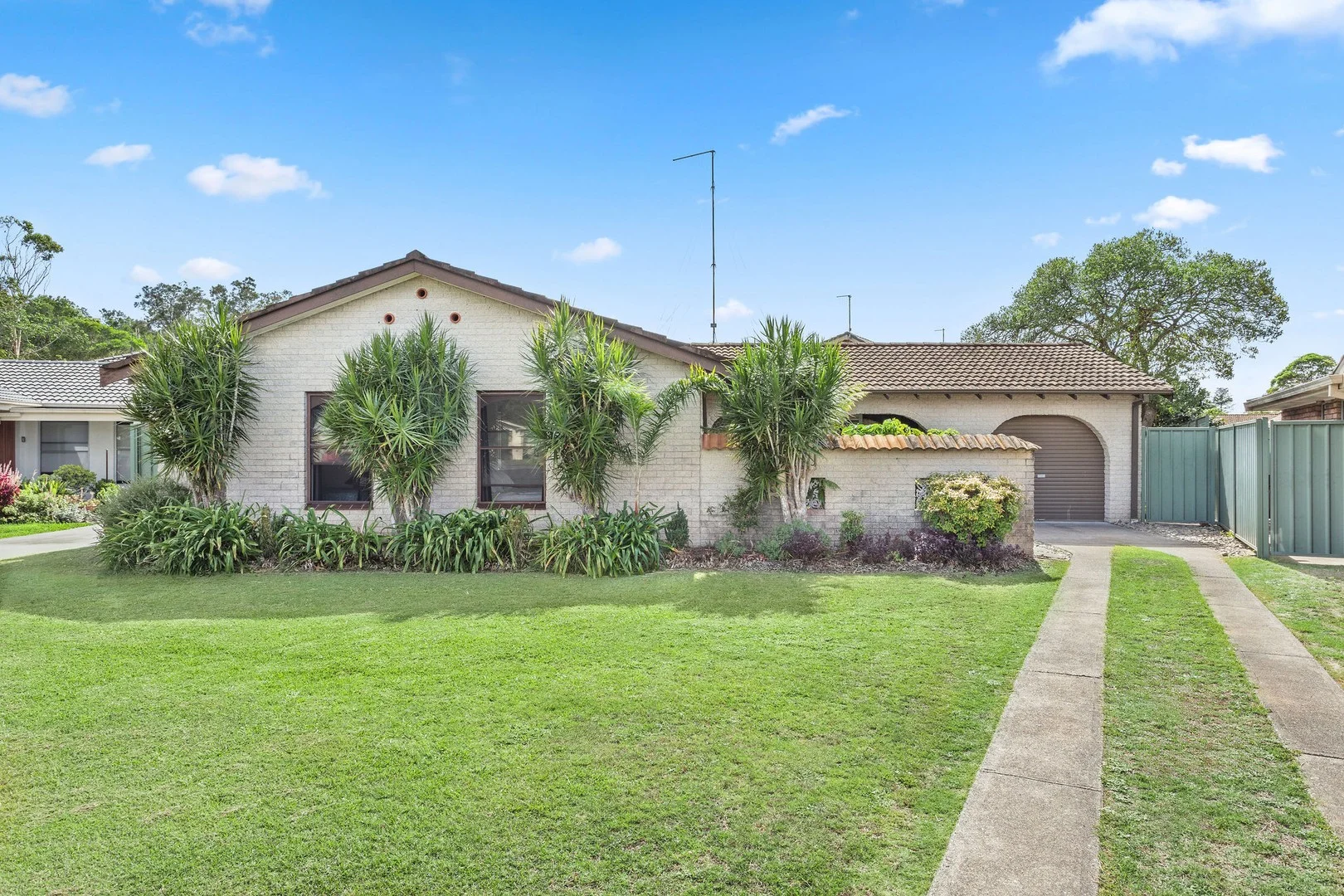 5 Hibiscus Place, Tuncurry NSW 2428