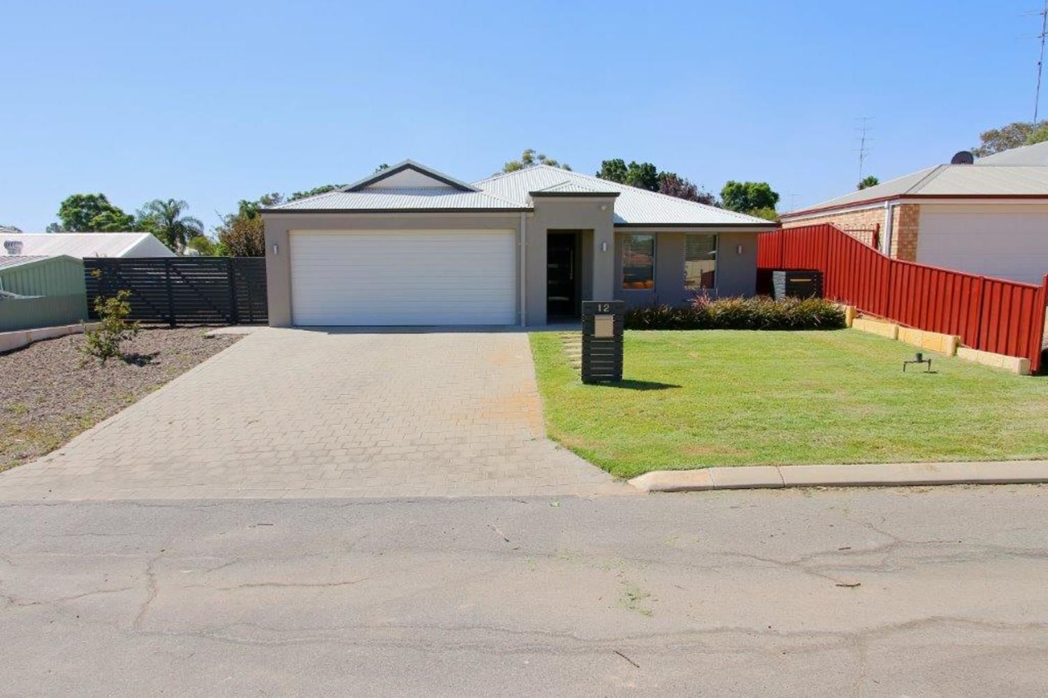 12 Dutton Street, Northam WA 6401