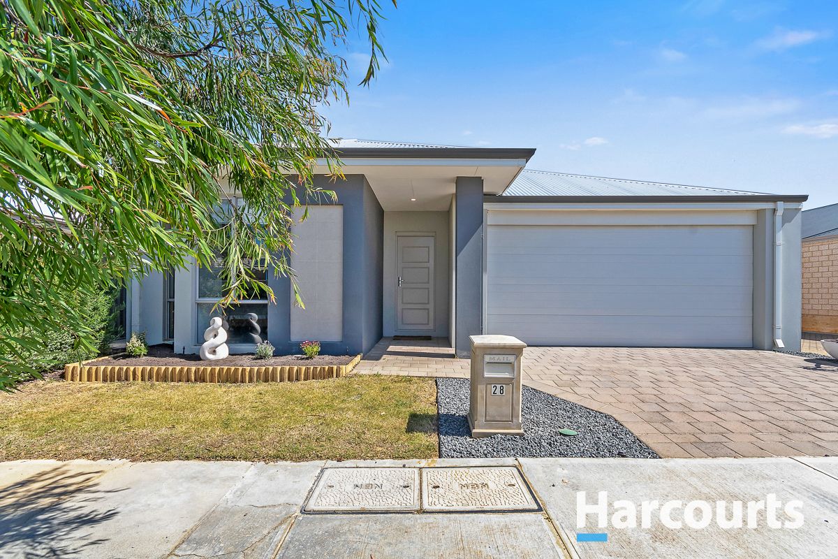 4 bedrooms House in 28 Verdigris Loop EGLINTON WA, 6034