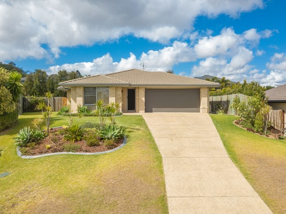 10 Chairmans Close, Jones Hill QLD 4570