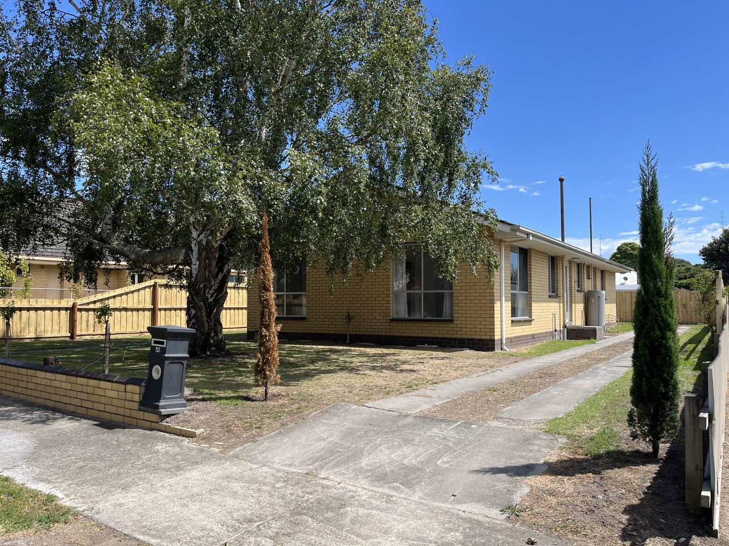 55 Manifold Street, Colac VIC 3250 House For Rent 460 Domain