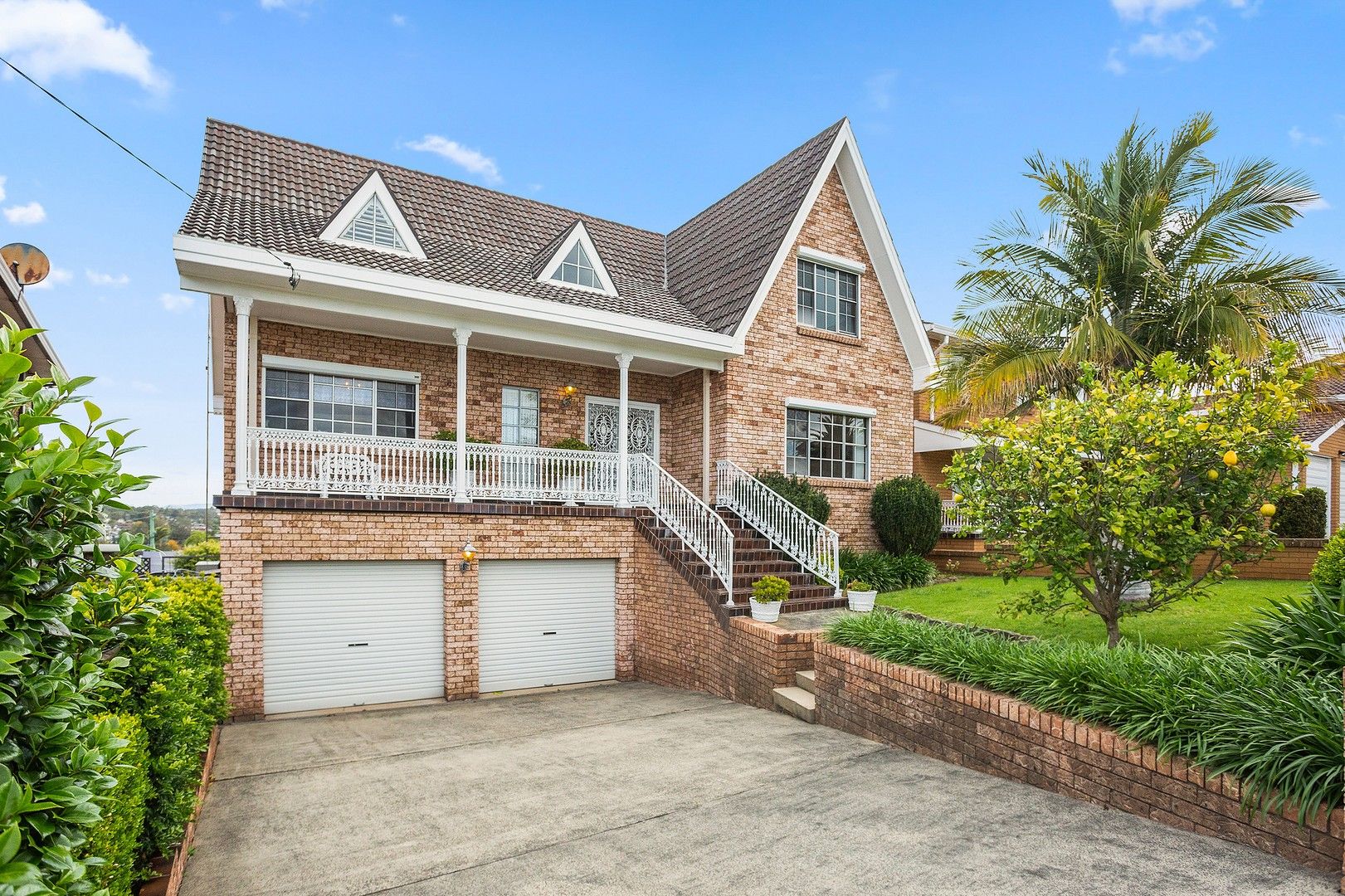 4 bedrooms House in 13 Cuthbert Drive MOUNT WARRIGAL NSW, 2528