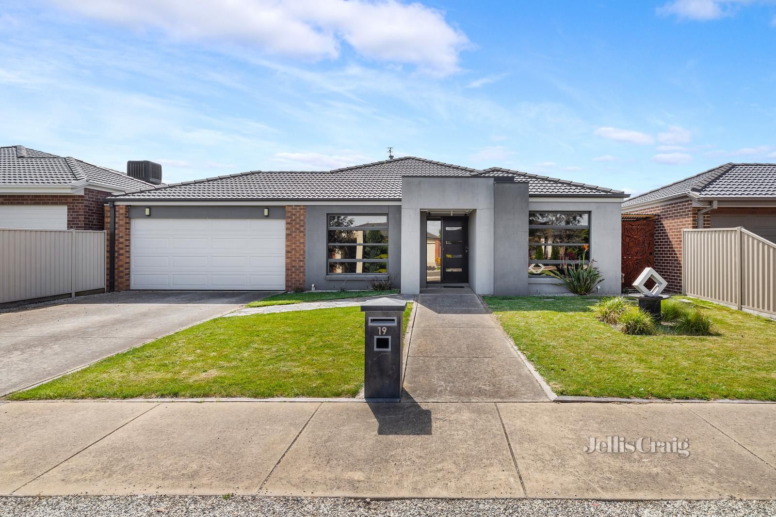 19 Deakin Drive, Delacombe VIC 3356, Image 0