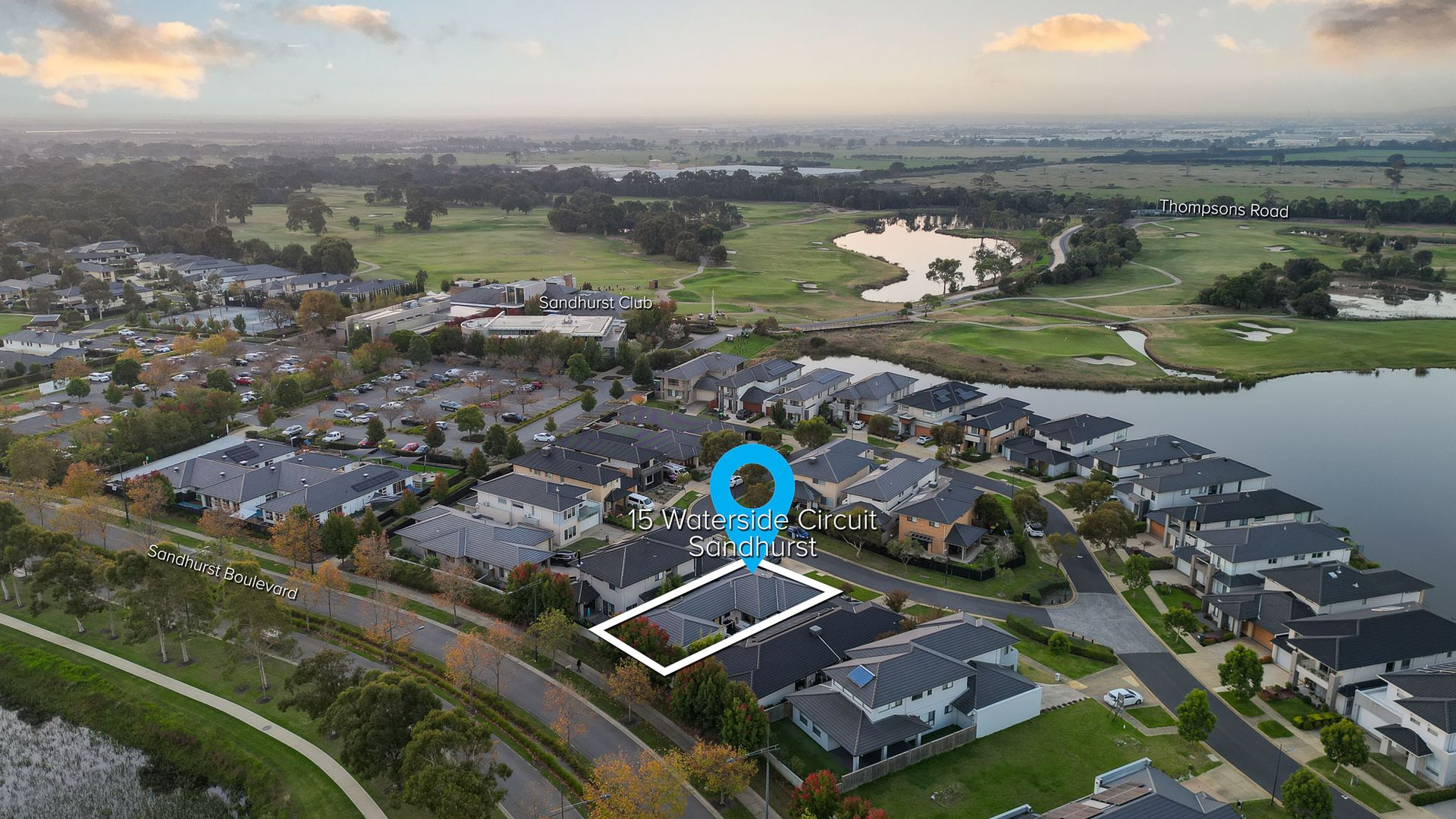 15 Waterside Circuit, Sandhurst VIC 3977, Image 2