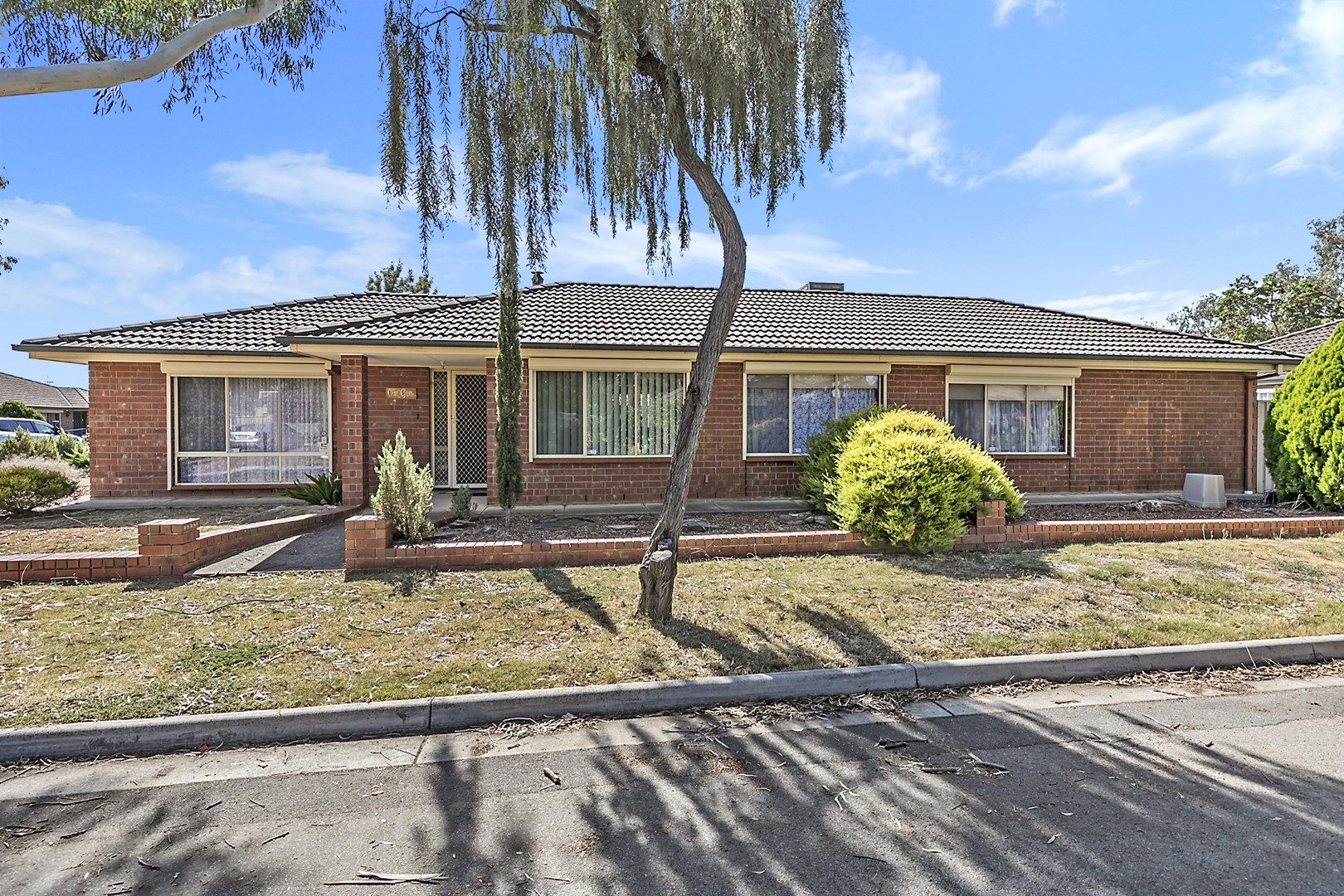 8 Holmefield Court, Parafield Gardens SA 5107, Image 0