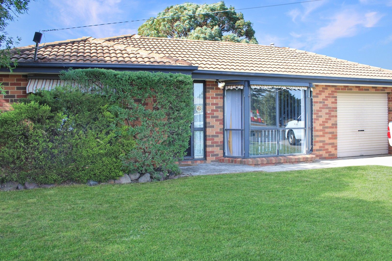 3 bedrooms House in 18 Cameron Cres LARA VIC, 3212