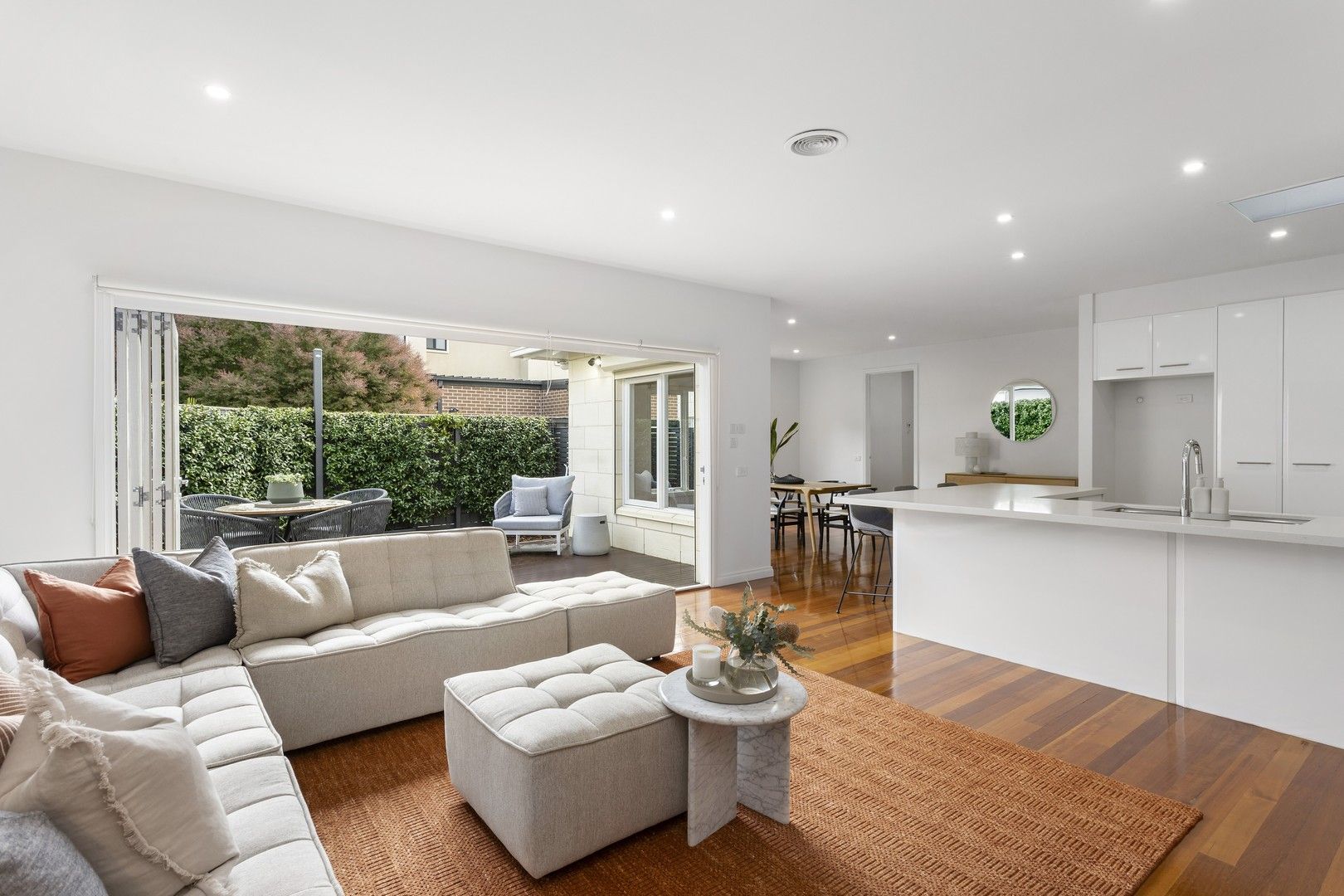 32 Teddington Road, Hampton VIC 3188, Image 1