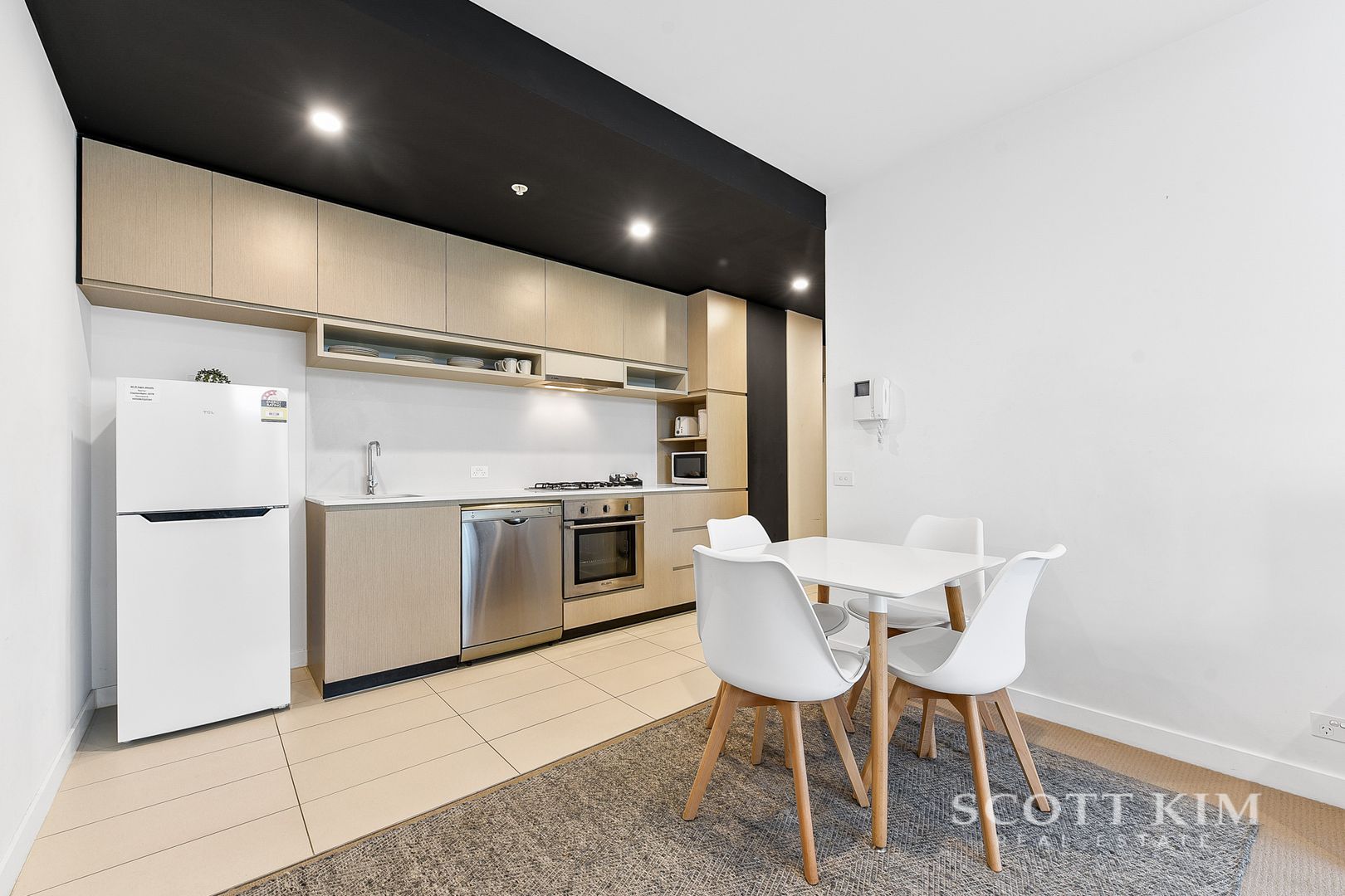 107/4 Clarkson Court, Clayton VIC 3168, Image 2