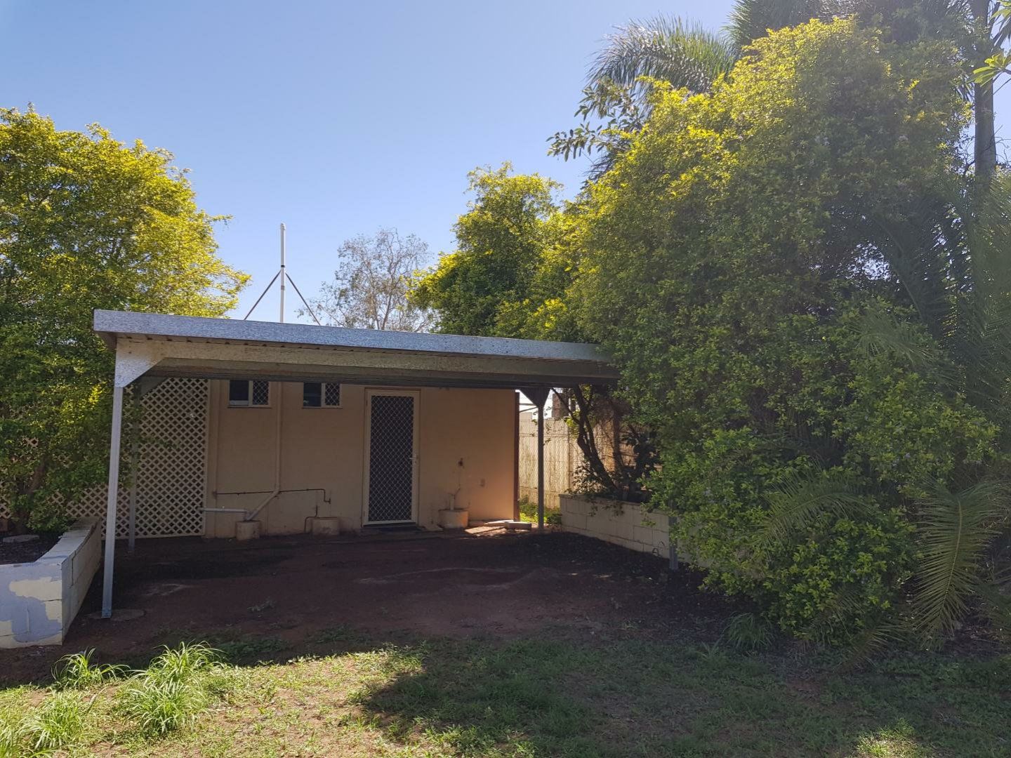 1 bedrooms House in 3/37 Boyd Parade MOUNT ISA QLD, 4825