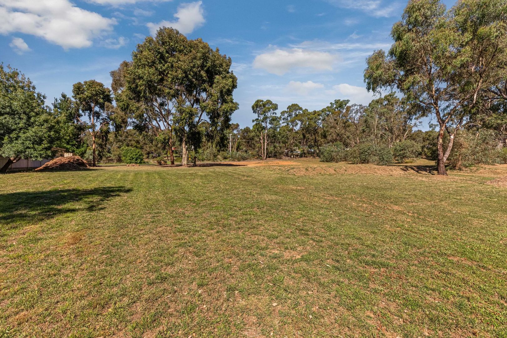 92 Kangaroo Gully Road, Kangaroo Flat VIC 3555, Image 2