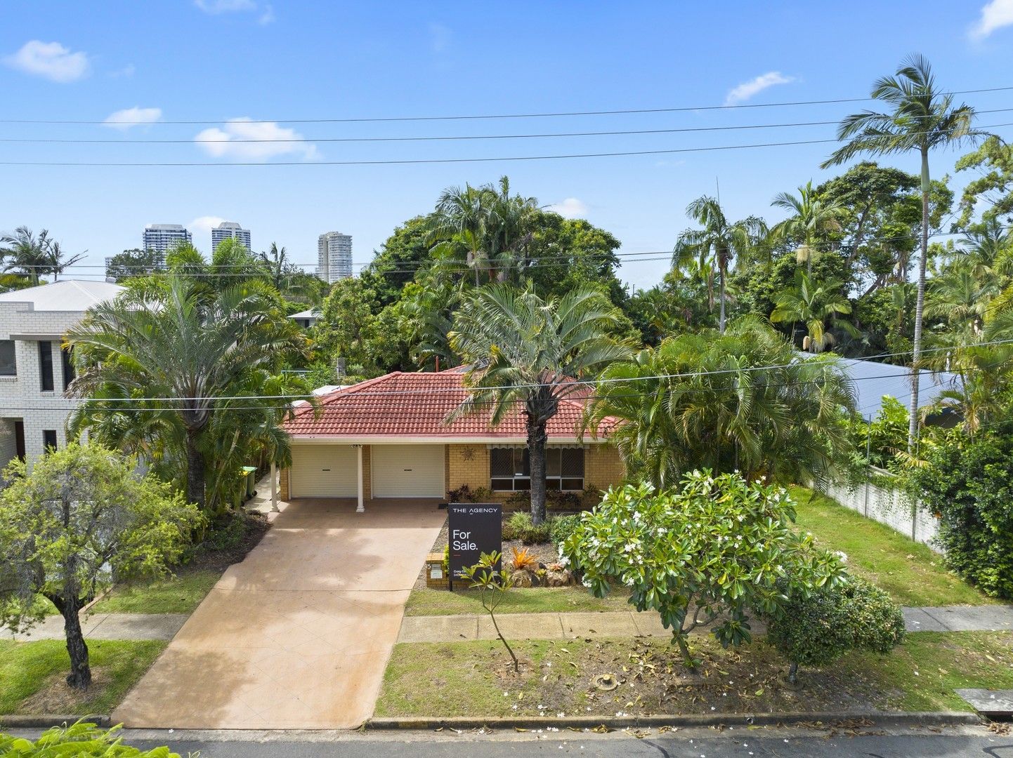 15 Ashgrove Avenue, Runaway Bay QLD 4216, Image 0