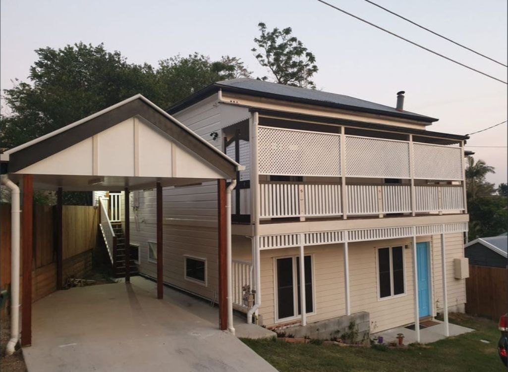 4 bedrooms House in 8 Mannion Street RED HILL QLD, 4059