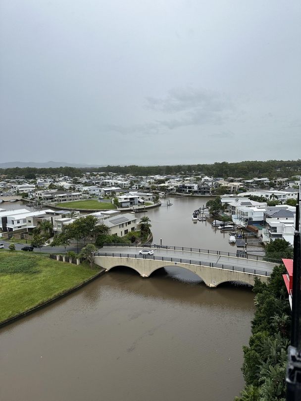 2 bedrooms Apartment / Unit / Flat in 2905/25-31 East Quay Drive BIGGERA WATERS QLD, 4216