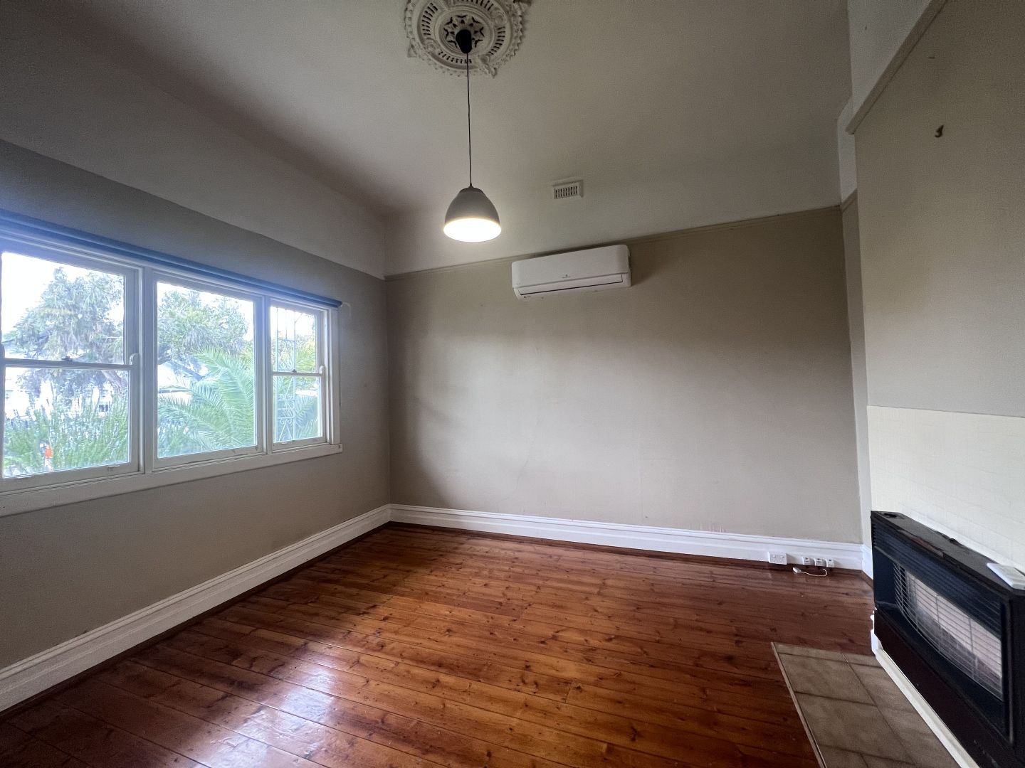 27 Stawell Street, Coburg VIC 3058 House For Rent Domain