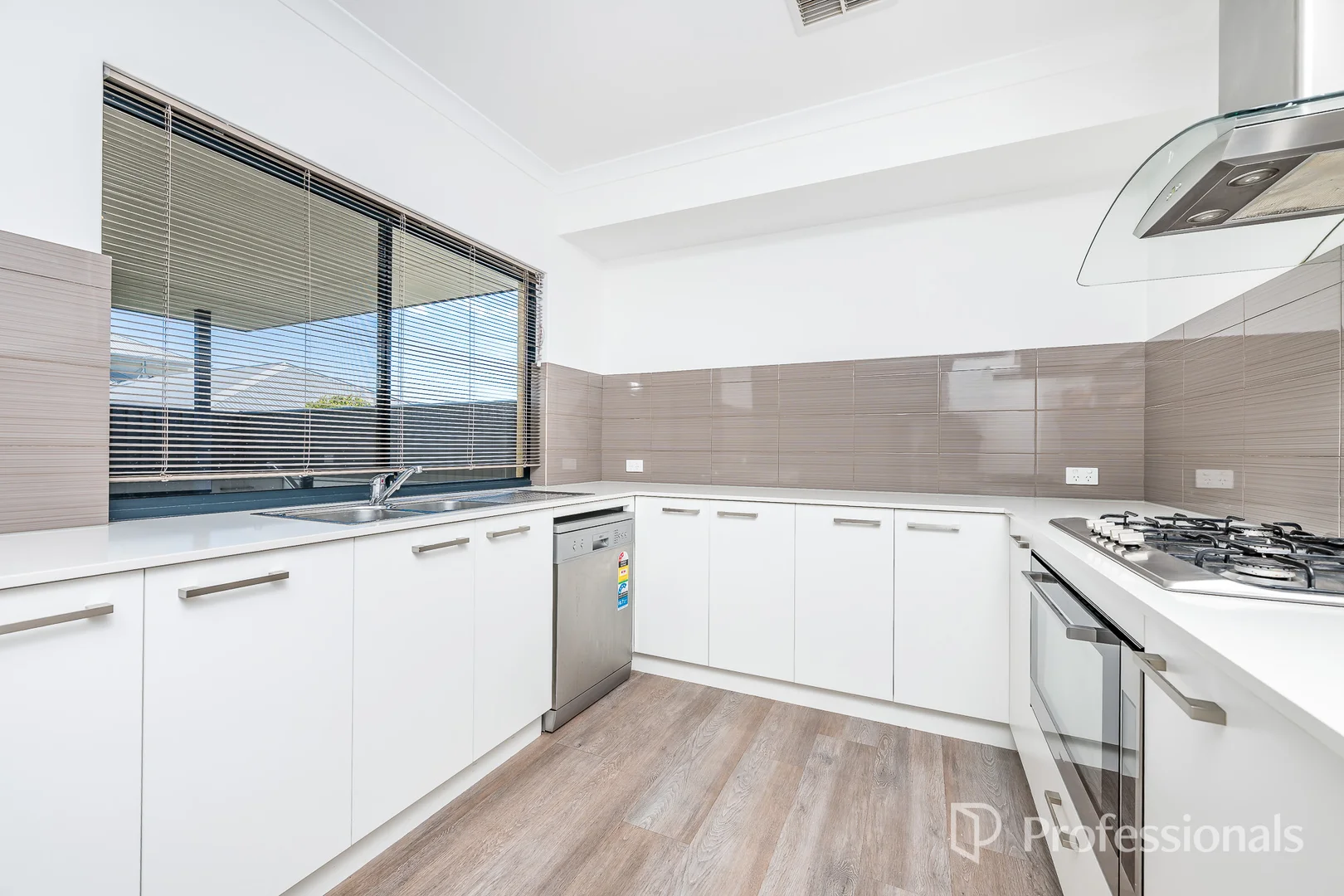 Additional image 11 of 30 Vitrinella Avenue, Jindalee WA 6036