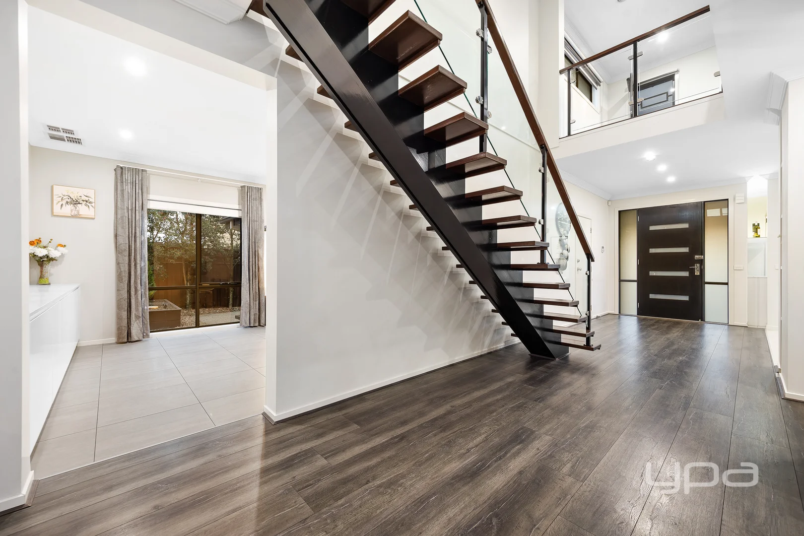 Additional image 14 of 28 North Shore Drive, Sanctuary Lakes VIC 3030