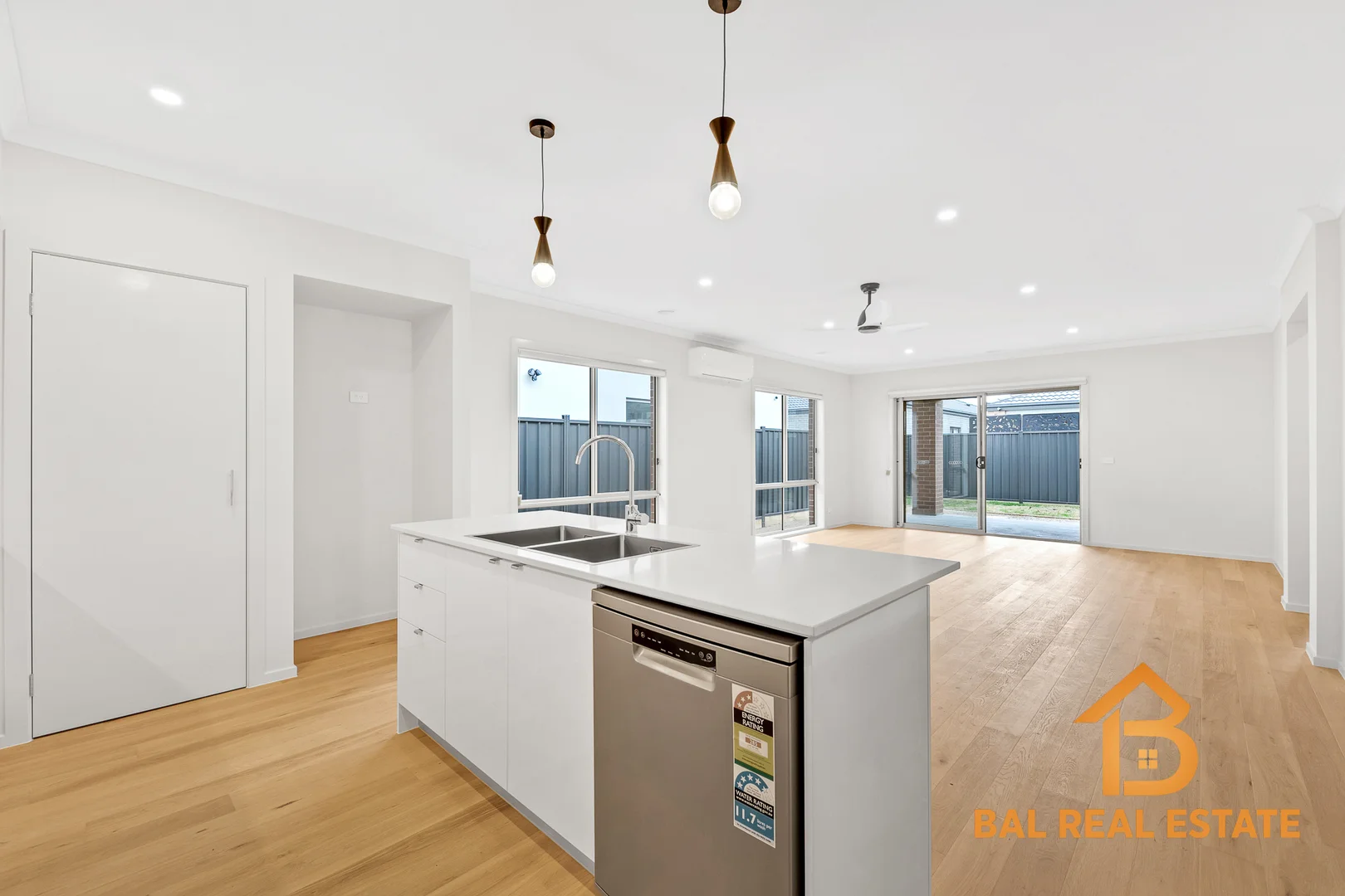 Additional image 12 of 26 Universal Road, Tarneit VIC 3029