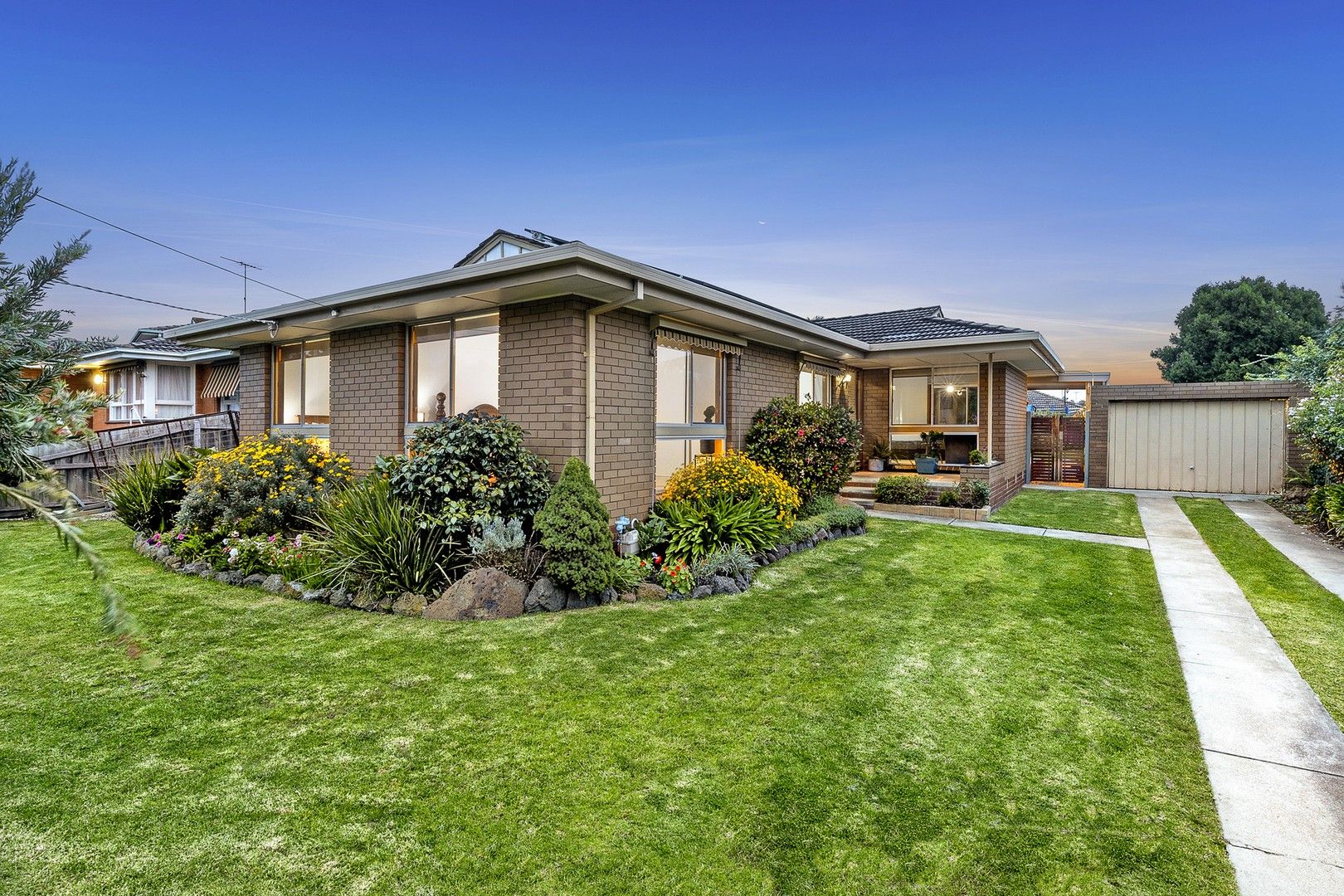 6 Amoore Avenue, Highton VIC 3216, Image 0