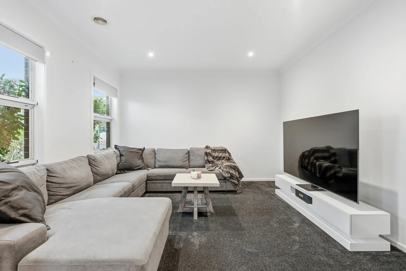 Additional image 10 of 8 Barrier Reef Circuit, Endeavour Hills VIC 3802