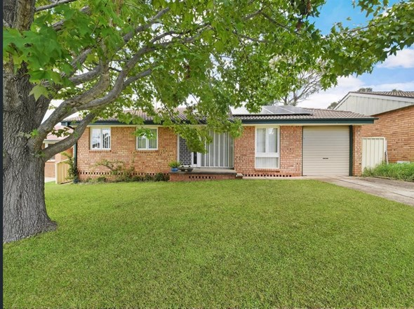 10 Poplar Crescent, Bradbury NSW 2560