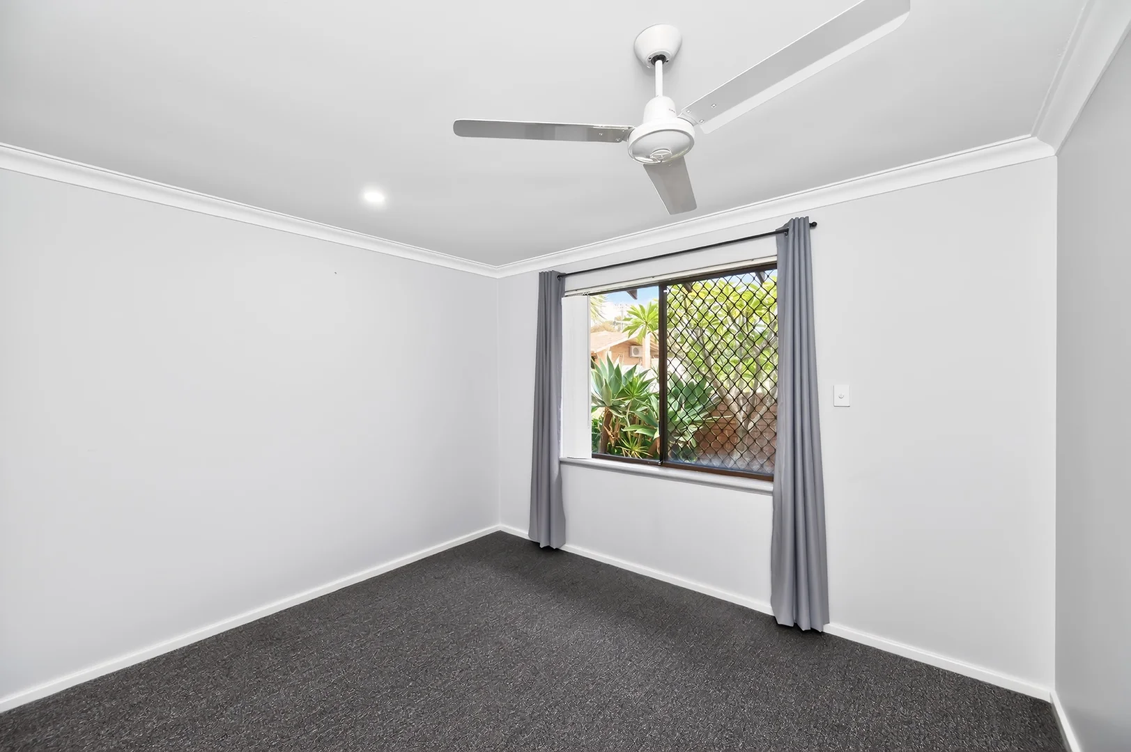 Additional image 12 of 3/74 Cliff Street, Marmion WA 6020