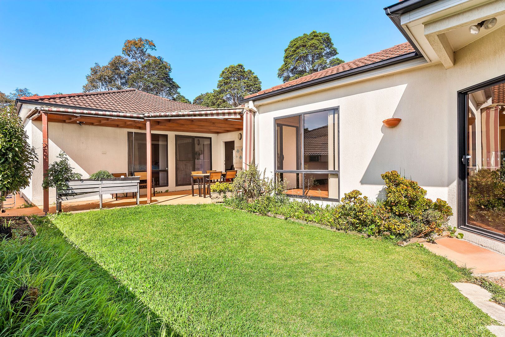 9 Basswood Crescent, Fletcher NSW 2287, Image 2