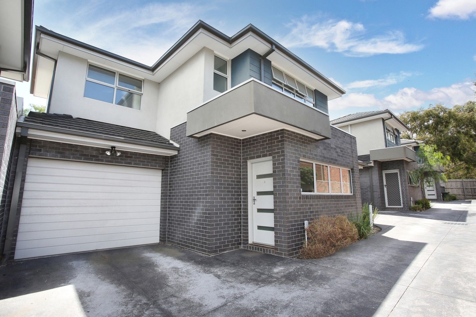 3 bedrooms Townhouse in 3/42 Railway Parade PASCOE VALE VIC, 3044