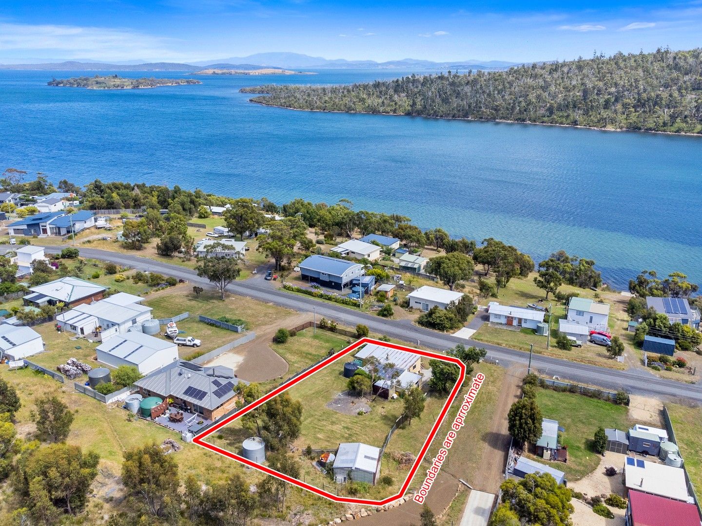 2 bedrooms House in 119 Sommers Bay Road MURDUNNA TAS, 7178