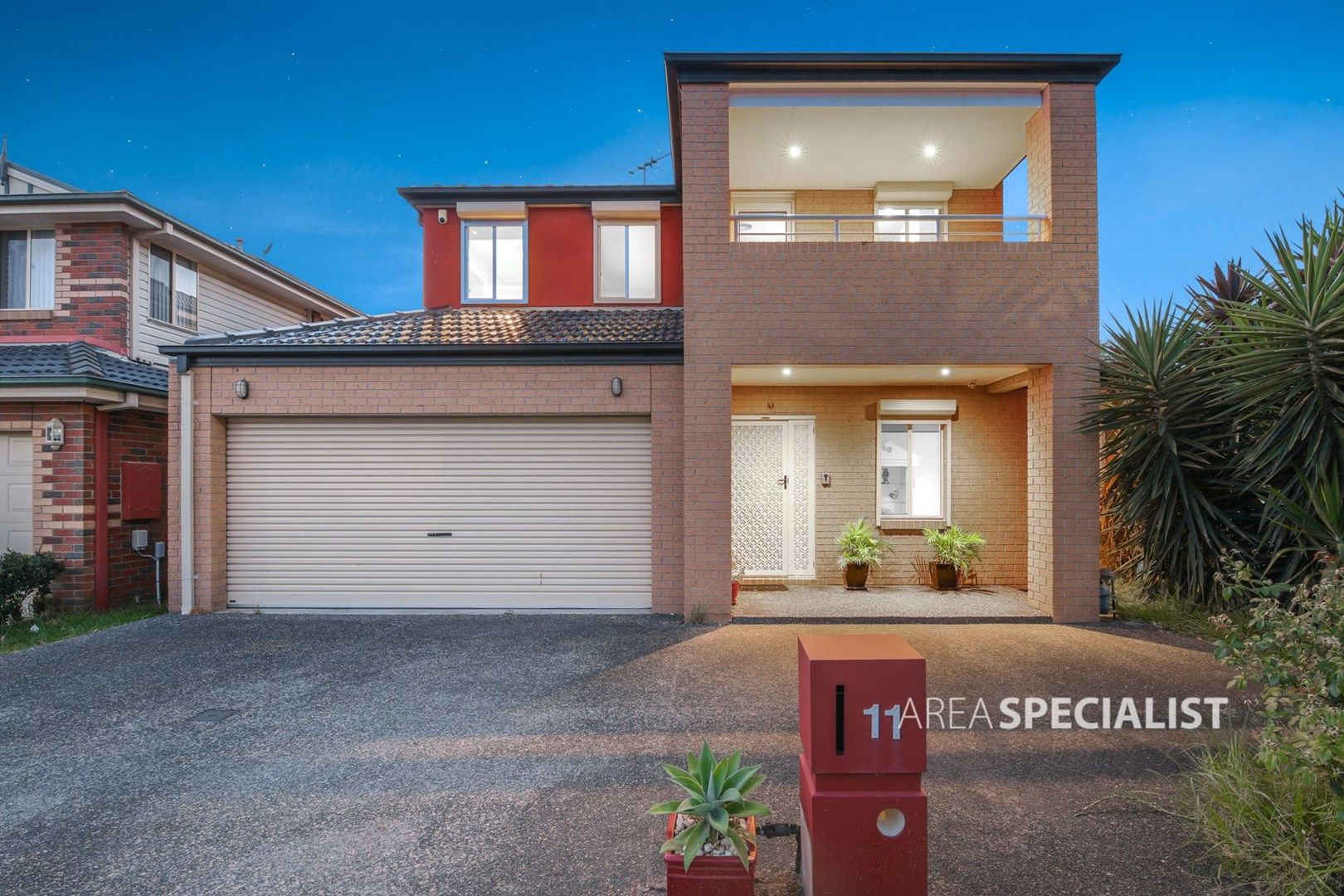 11 Waterford Terrace, Keysborough VIC 3173, Image 2