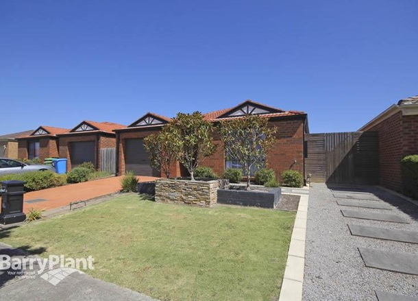 11 Dunlavin Way, Cranbourne East VIC 3977