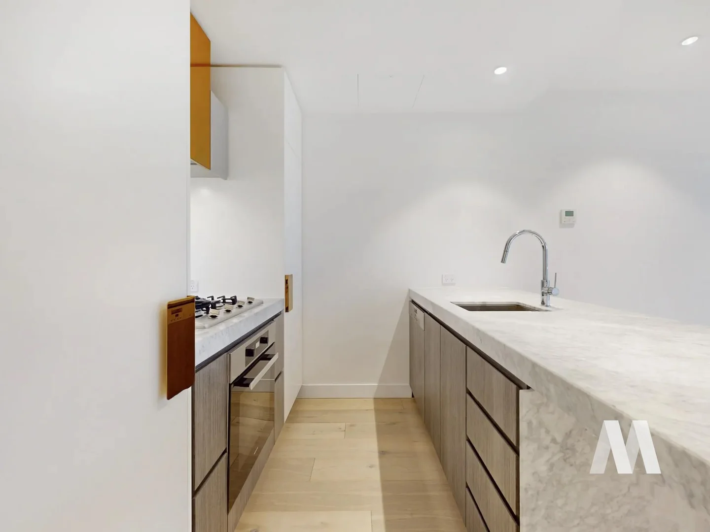 Additional image 2 of 809/8 Bowen Crescent, Melbourne VIC 3004