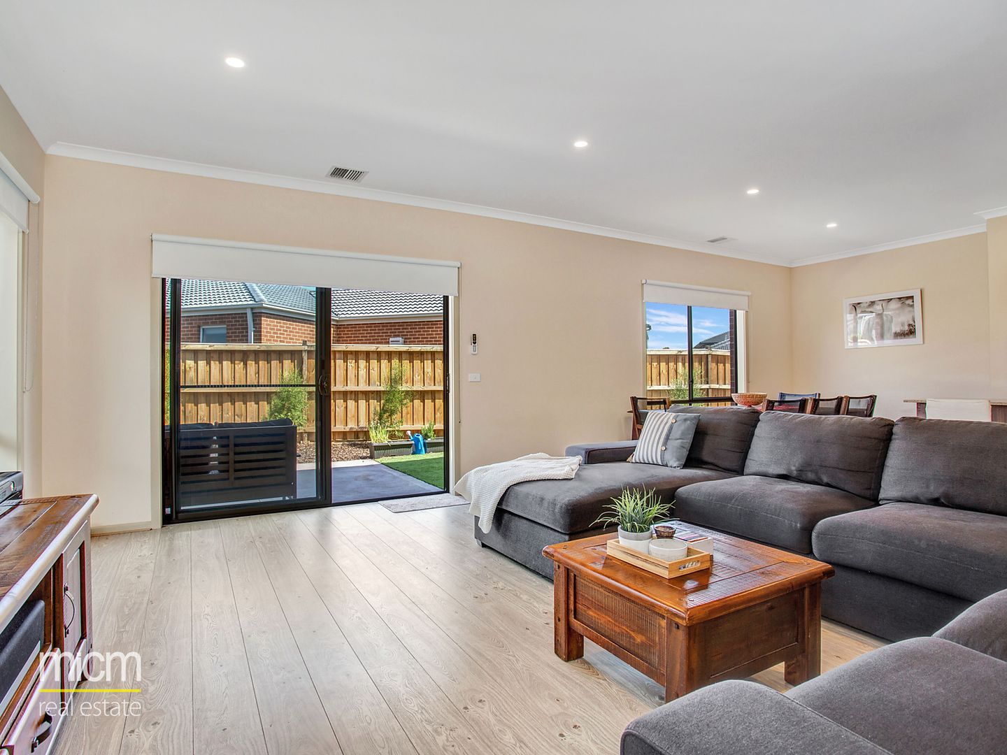 33 Viewside way, Point Cook VIC 3030, Image 2