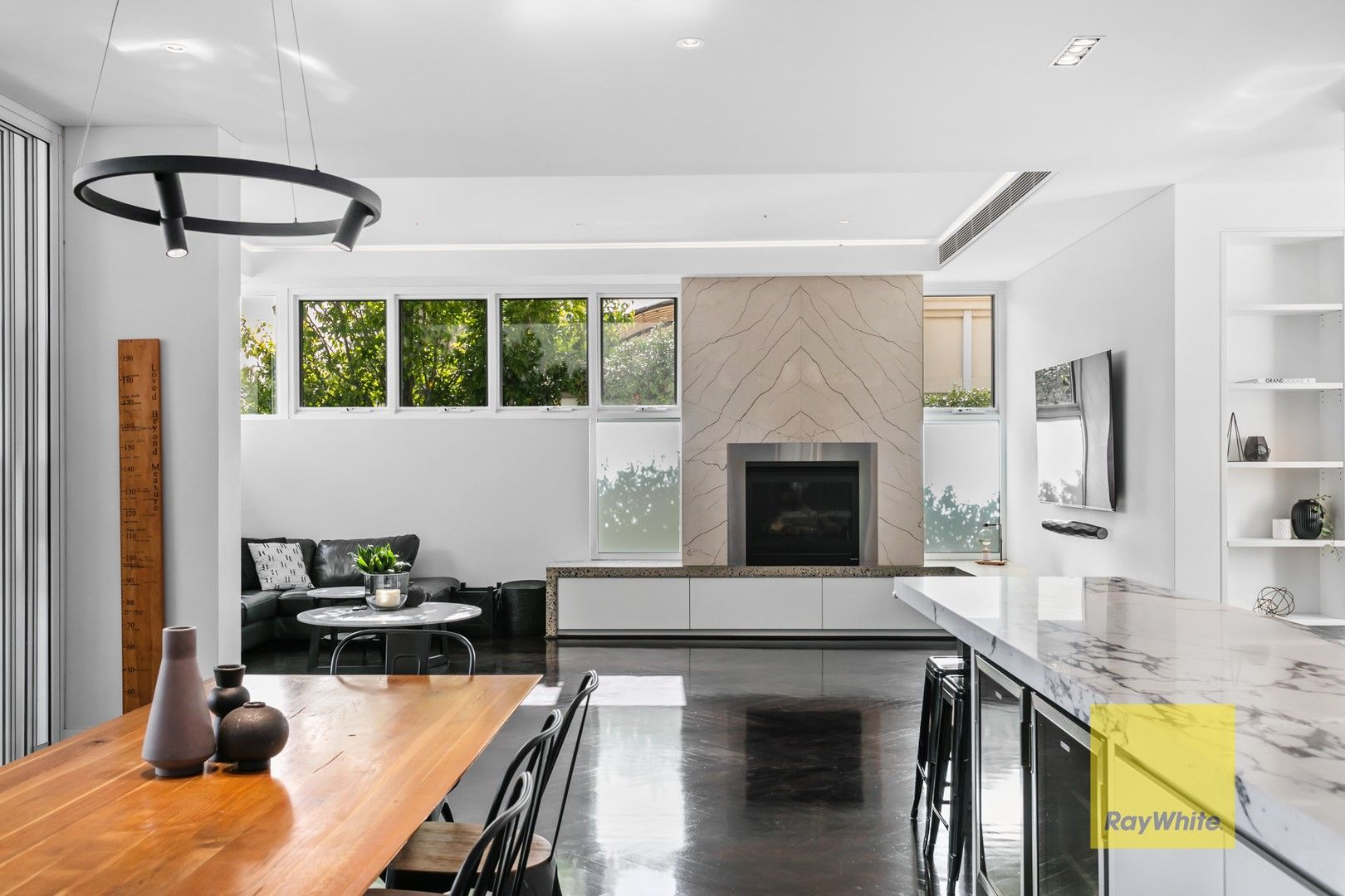 5 bedrooms House in  PEPPERMINT GROVE WA, 6011