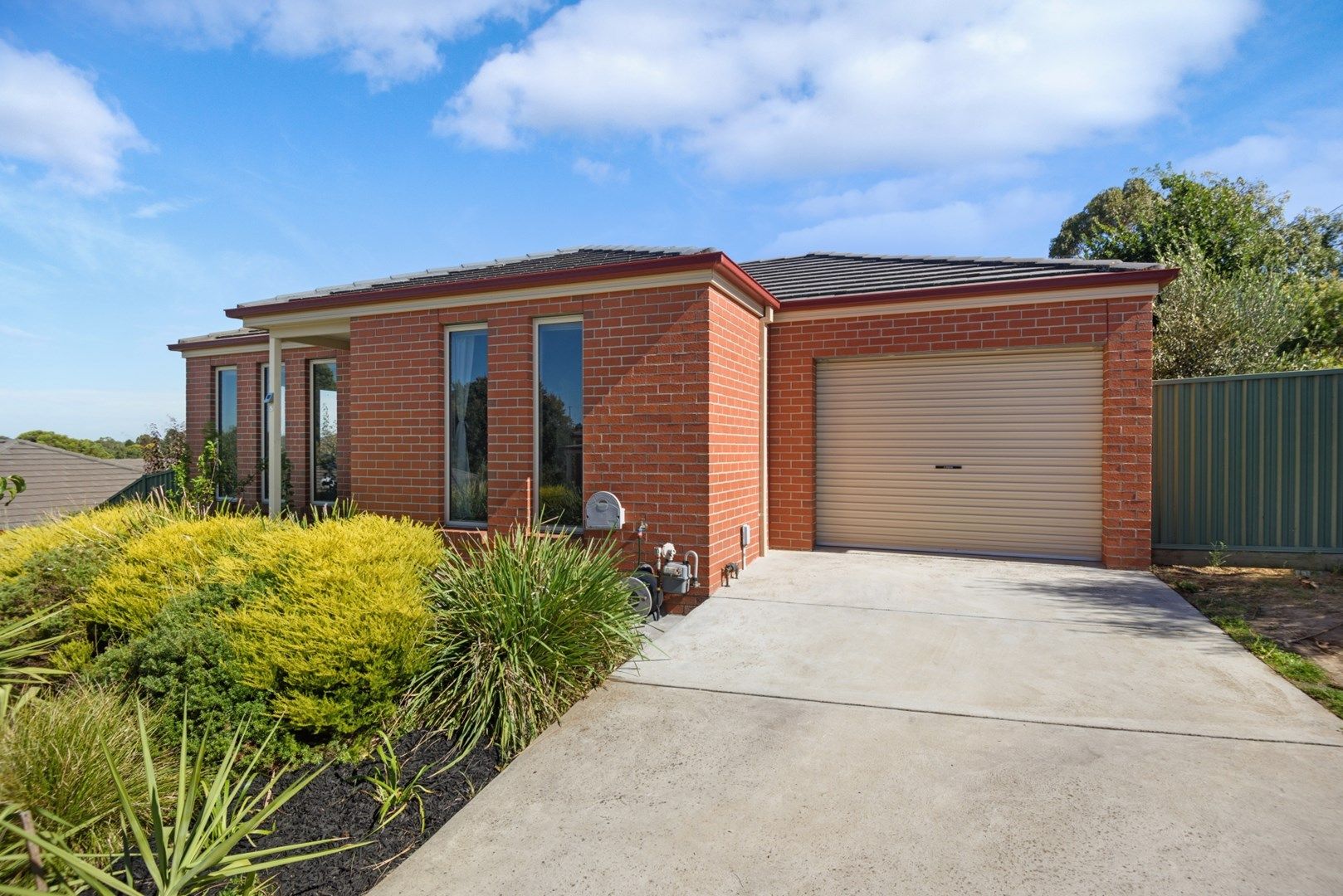 5 Newhaven Close, Mount Pleasant VIC 3350, Image 0