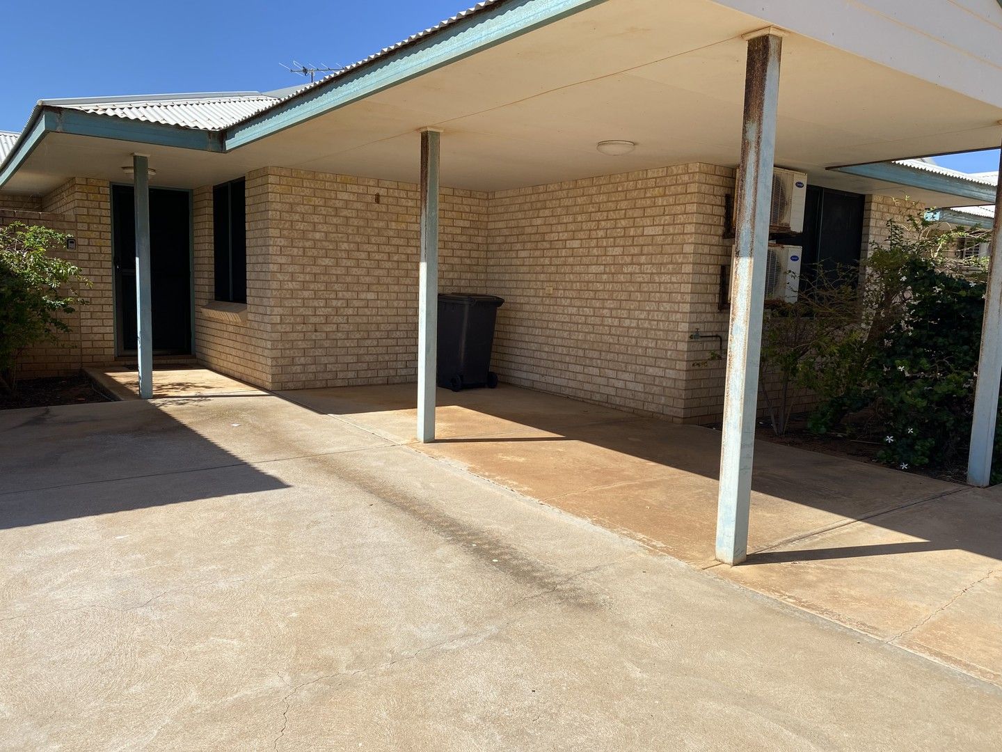 2 bedrooms Apartment / Unit / Flat in 2/74 David Brand Drive CARNARVON WA, 6701