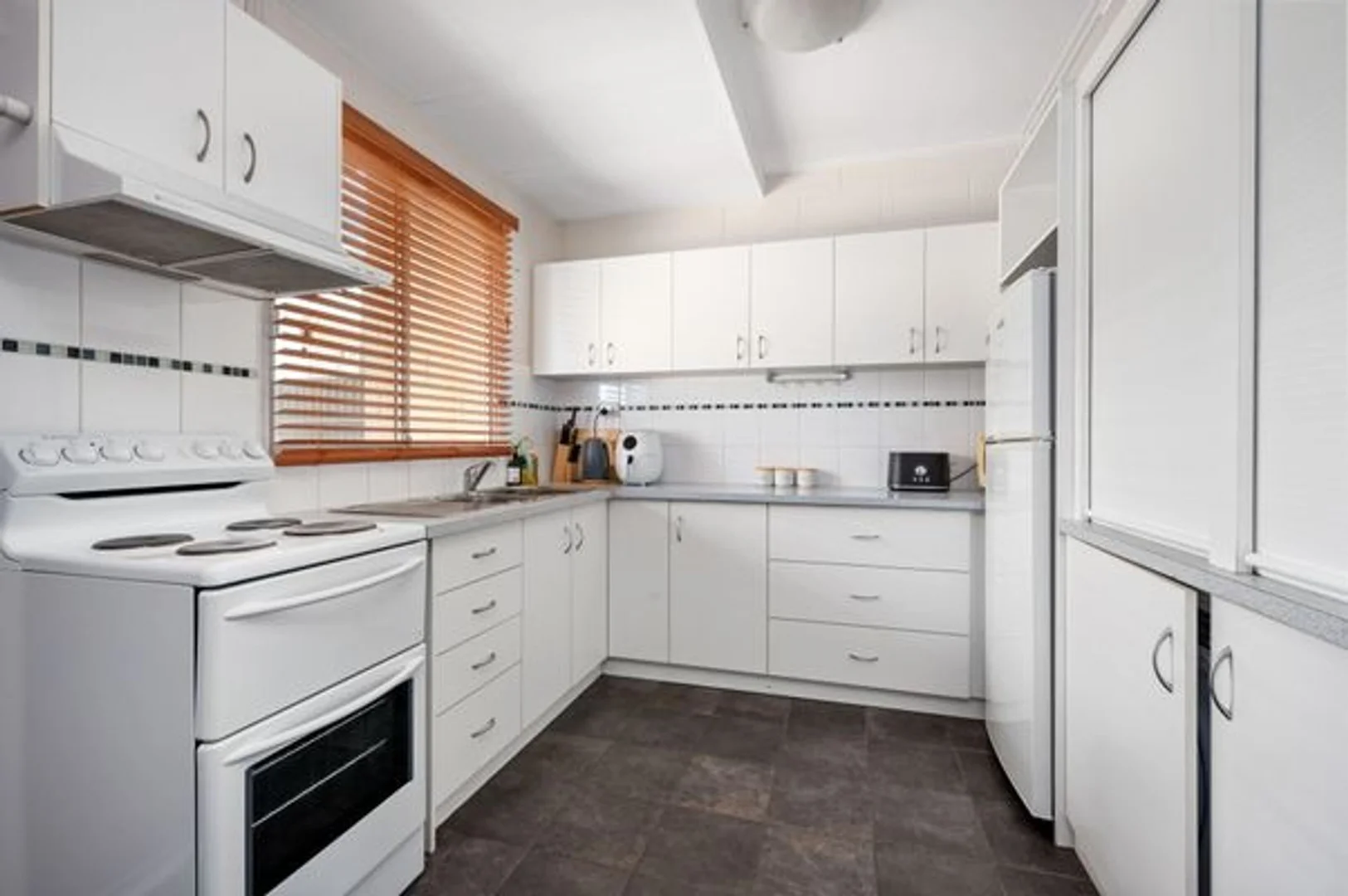 Additional image 2 of 1/6 Myoporum St, Kambalda West WA 6442