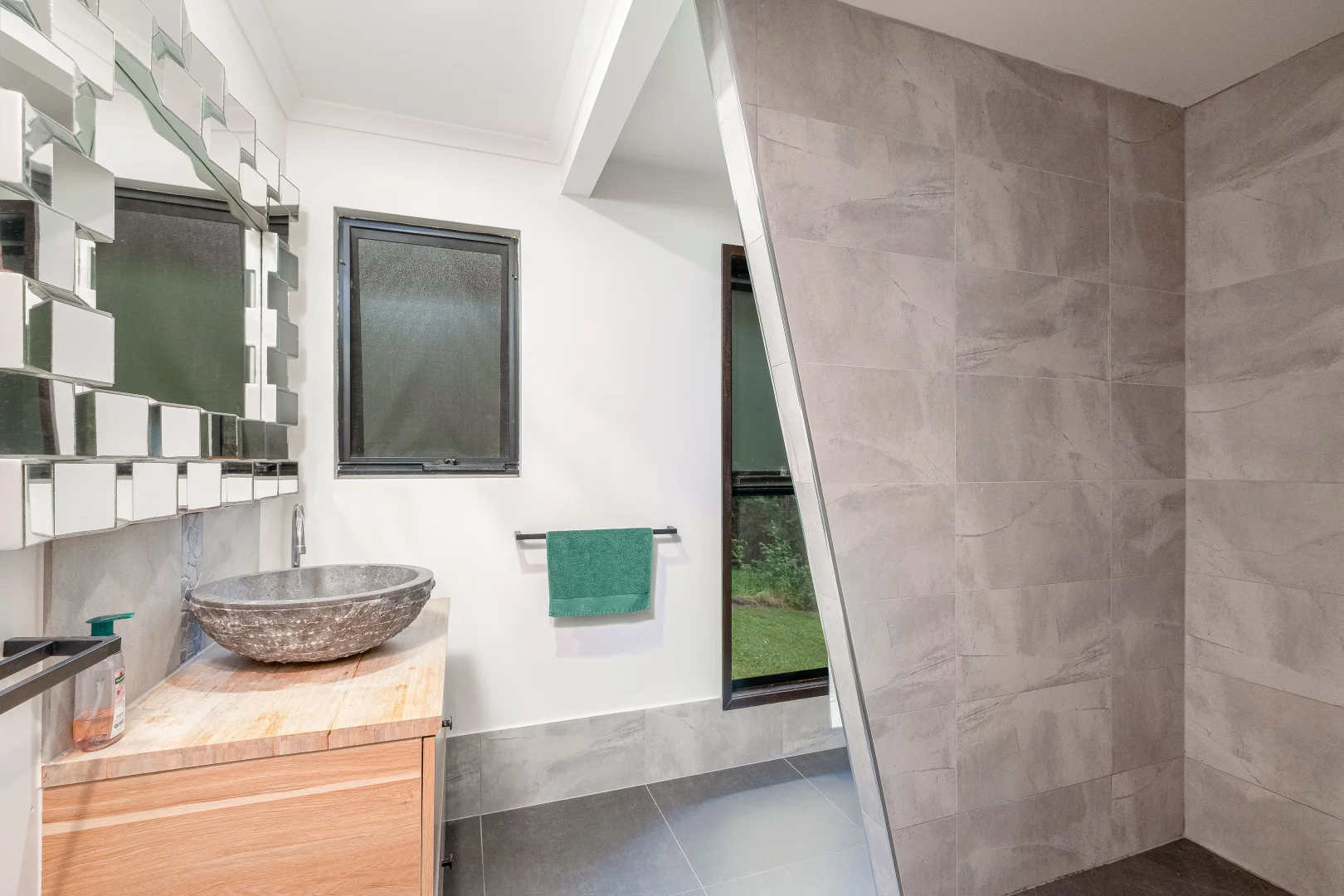 Additional image 7 of 60 Highfield Rise, Pomona QLD 4568