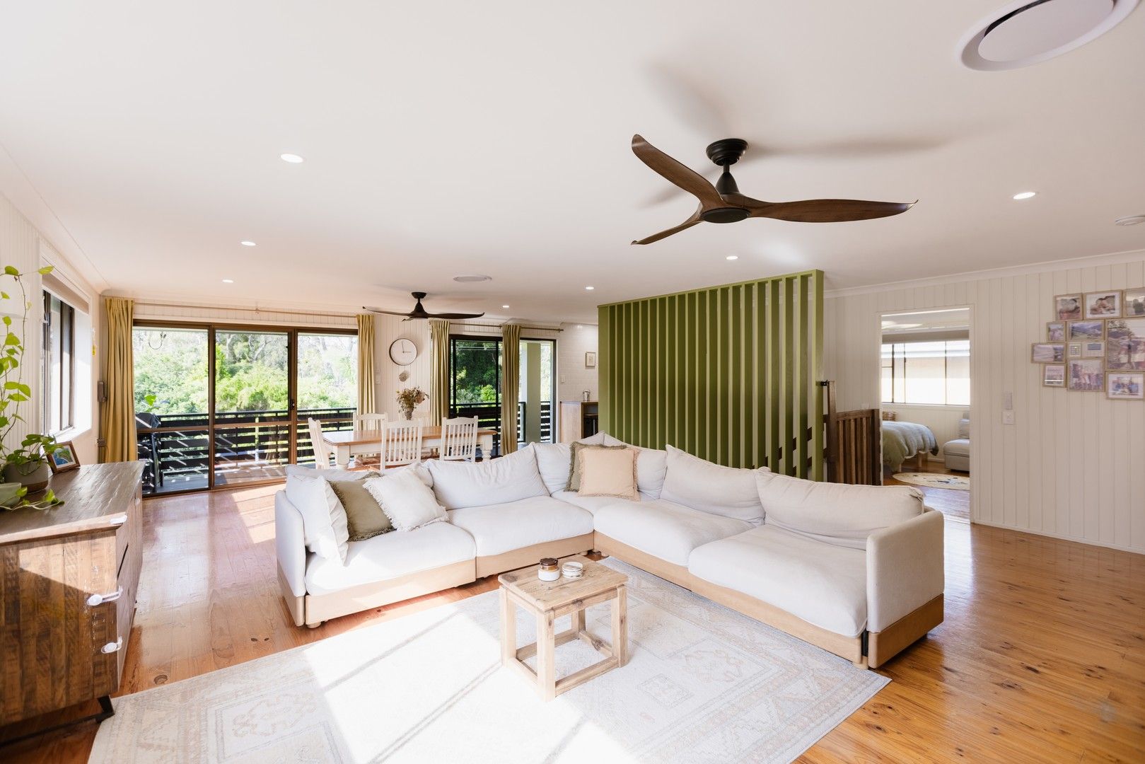 4 bedrooms House in 108 Lakes Boulevard WOOLOWEYAH NSW, 2464