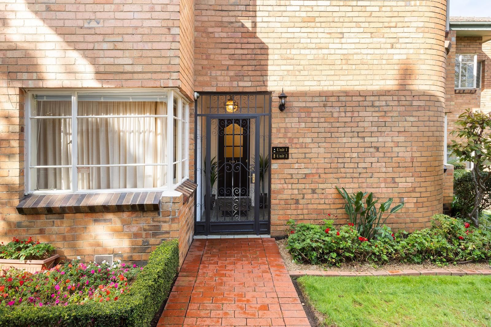 1/4 Swinton Avenue, Kew VIC 3101, Image 2