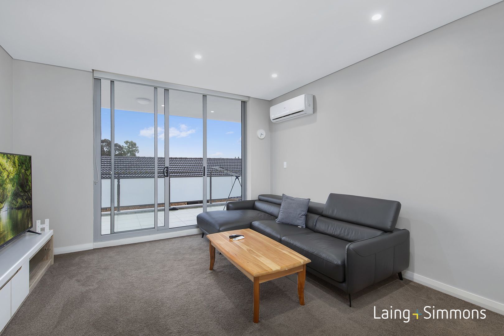 209/18-20 Louis Street, Granville NSW 2142, Image 2