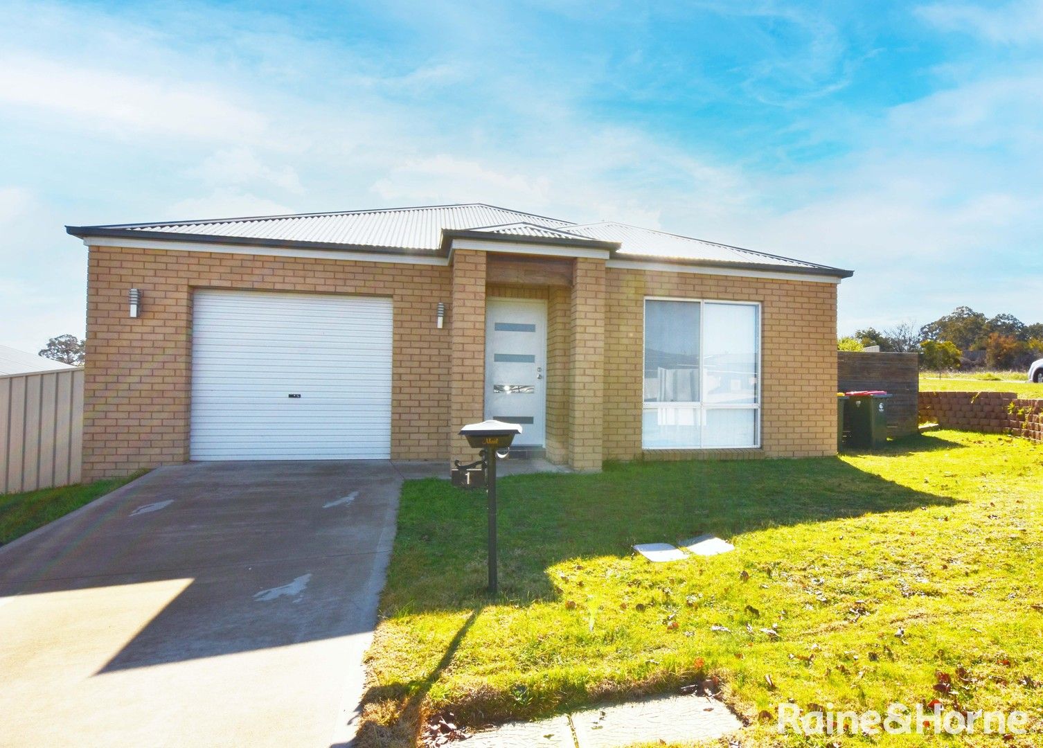 3 bedrooms House in 1 Primula Close ORANGE NSW, 2800