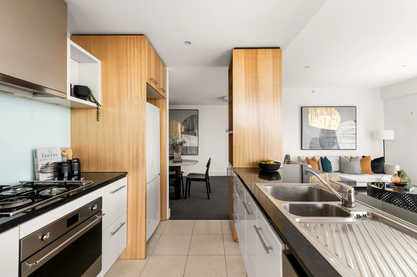 Additional image 6 of 803/1 Powlett Street, East Melbourne VIC 3002