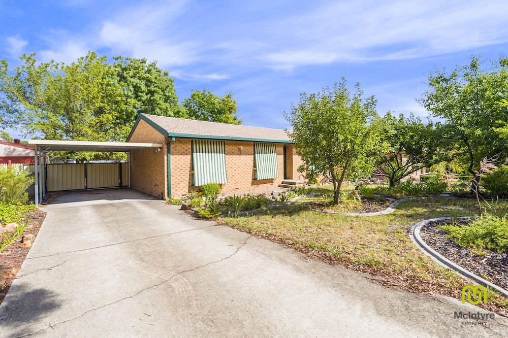 8 Gellatly Place, Gilmore ACT 2905, Image 1