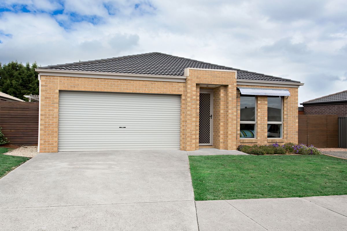 16 Holstein Close, Delacombe VIC 3356, Image 0
