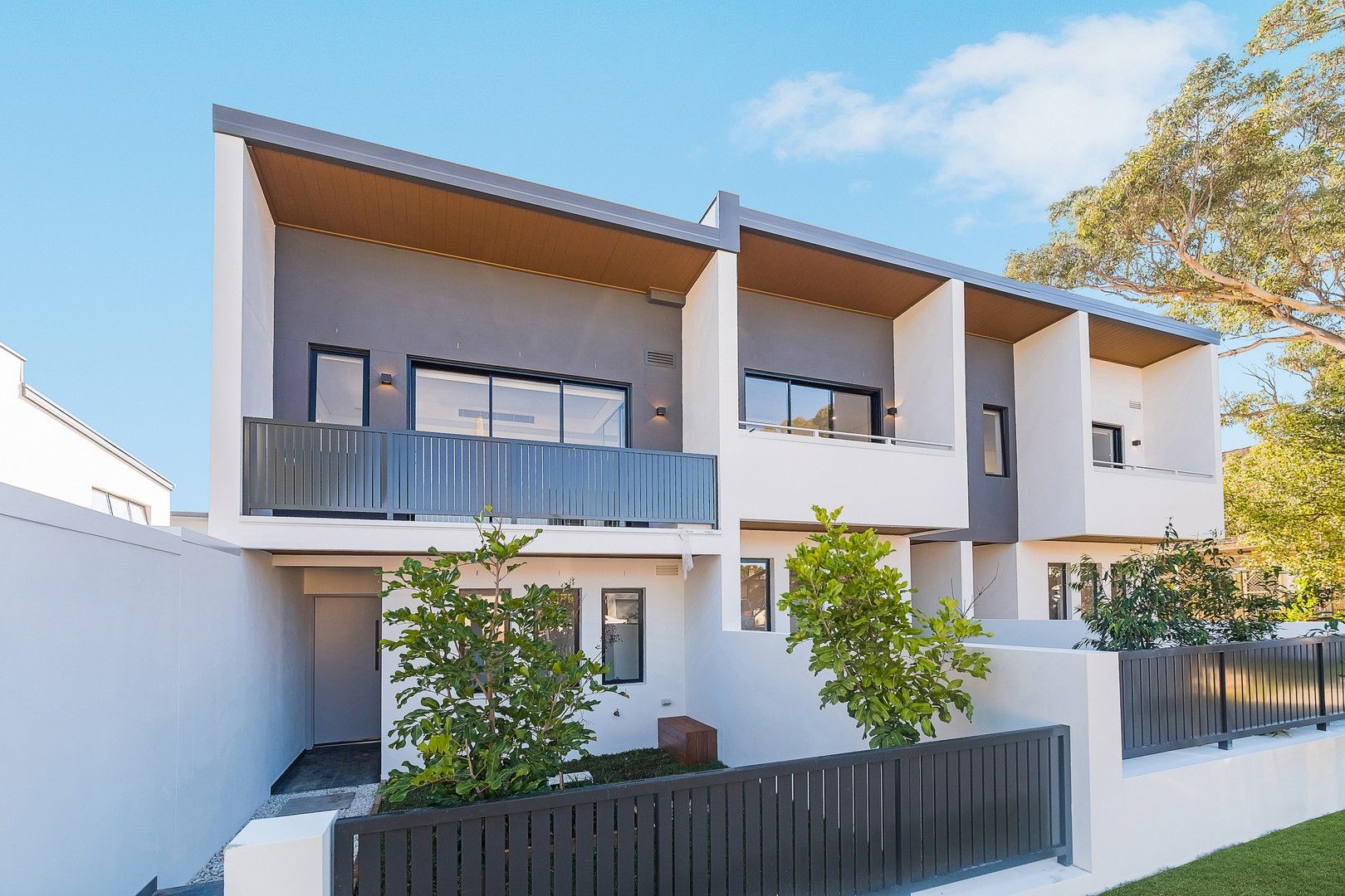 4 bedrooms Townhouse in 3/3 Rickard Road SOUTH HURSTVILLE NSW, 2221